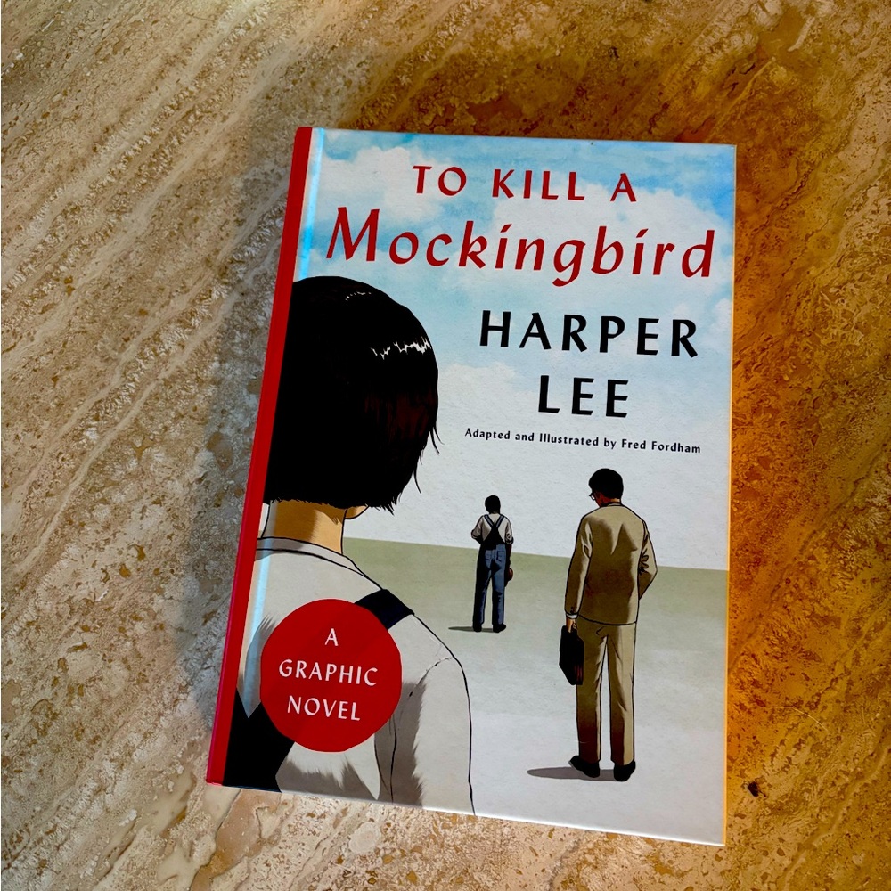BRAND NEW To Kill a Mockingbird Graphic Novel